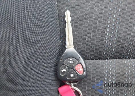 2011 Toyota Corolla S из США, поврежденный, VIN 2T1BU4EE7BC626680